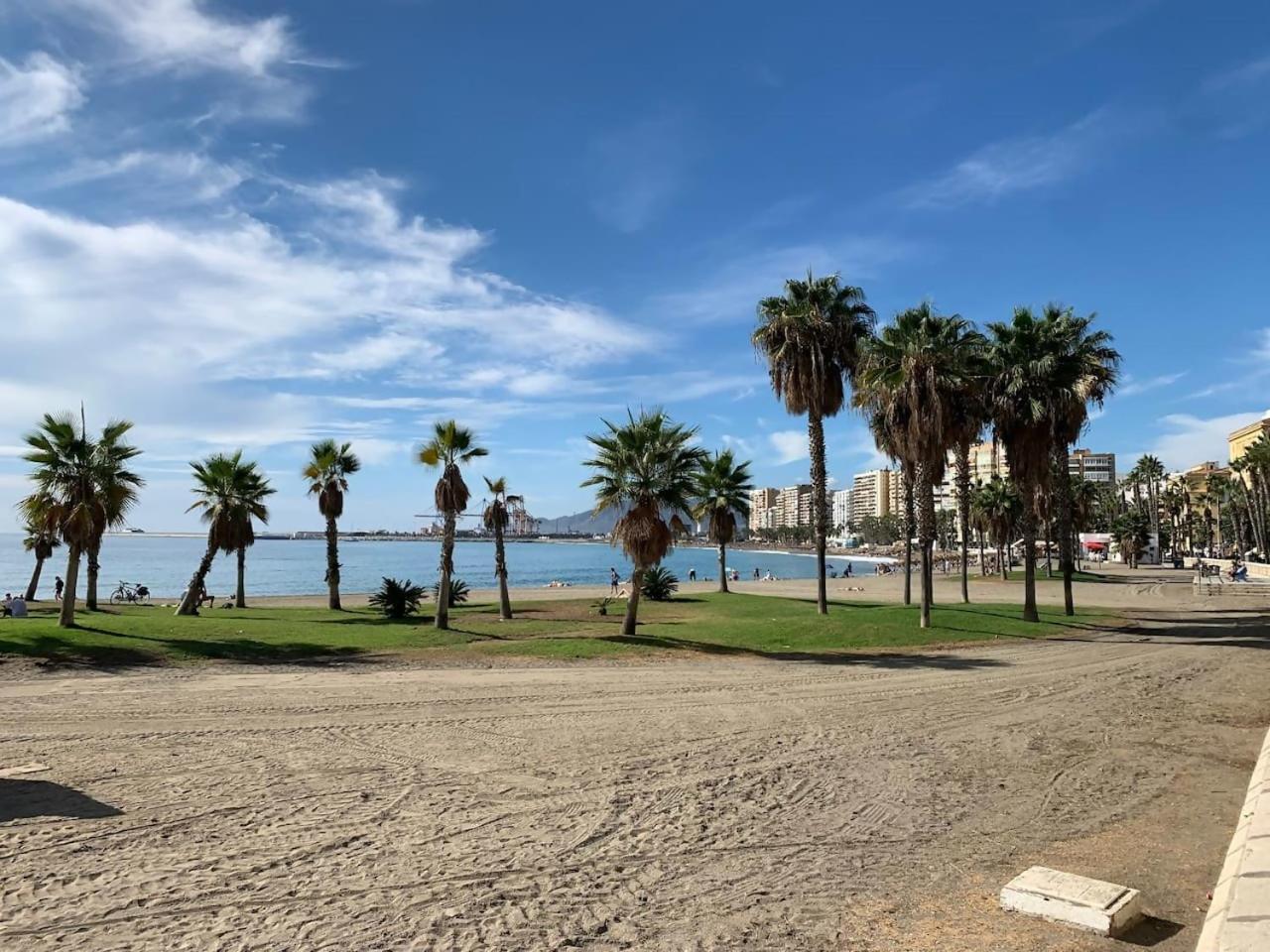 Apartamento Malagueta Sol y Playa Málaga Exterior foto